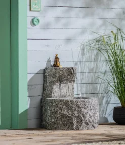 Dehner Granit-Gartenbrunnen Froschkönig, ca. Ø50/H55 cm