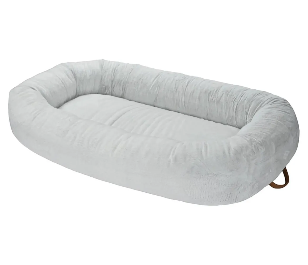 Dehner Lieblinge Orthopädisches Kuschelbett Giant, oval, grau, ca. B175/H35/T100 cm