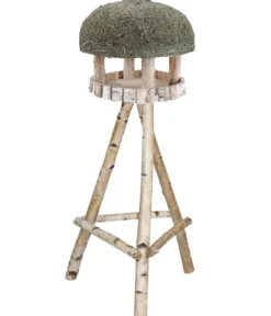 Dehner Natura Premium Futterhaus Amberg mit Heudach, inkl. Ständer Birkenholz, ca. B60/H145/T60 cm
