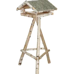 Dehner Natura Premium Futterhaus Nürnberg mit Heudach, inkl. Ständer Birkenholz, ca. B60/H130/T60 cm