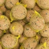 Dehner Natura Premium Wildvogelfutter Apfel-Meisenknödel im Eimer, mit Netz, 30 Stk.