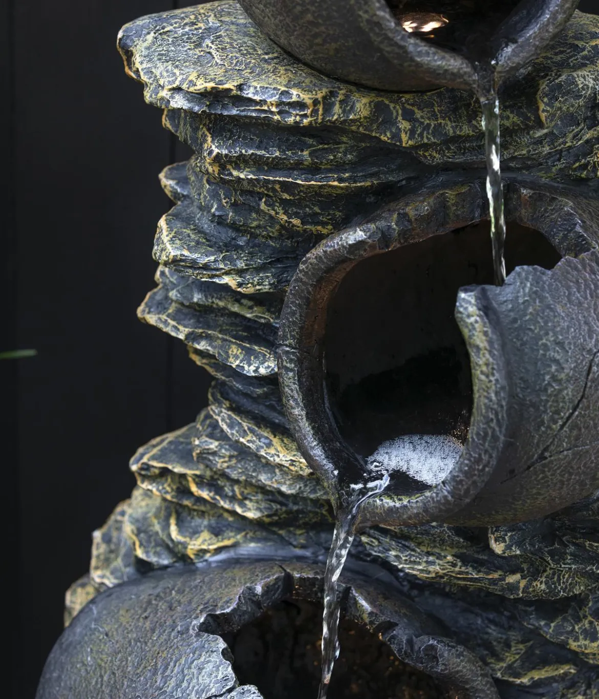 Dehner Polyresin-Gartenbrunnen Krüge, solarfähig, ca. H118 cm