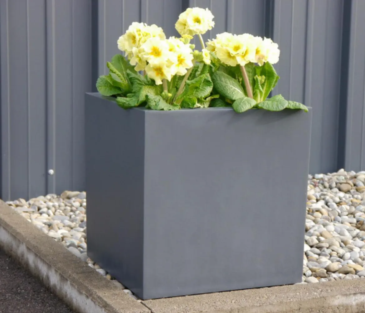 Eastwest Fiberglas-Pflanzkübel, quadratisch