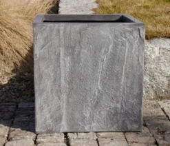 Eastwest Fiberglas-Pflanzkübel Rocks, quadratisch, grau