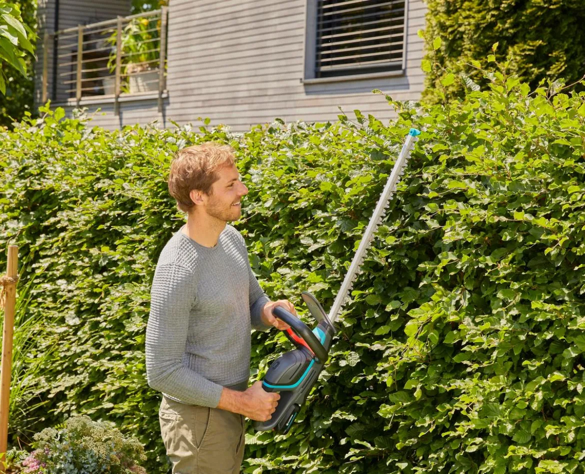 GARDENA Akku-Heckenschere-Set ComfortCut 60/18V P4A