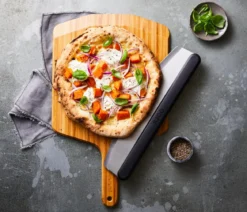 Ooni Bambus Pizzaschieber/Servierbrett, ca. B36/H1/T58 cm