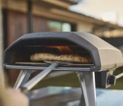 Ooni Gas Pizzaofen Koda 2, schwarz, ca. B33/H47/T55 cm