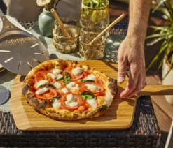 Ooni Pizzawender/Pizzaheber, ca. B17/H1/T80 cm