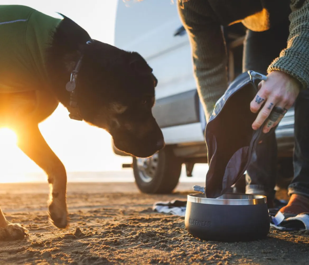 RUFFWEAR® tragbarer Futterbehälter Kibble Kaddie™