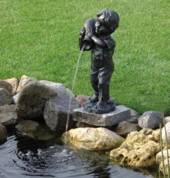Ubbink Polystone-Wasserspeier Yannick, ca. B20/H48/T17 cm